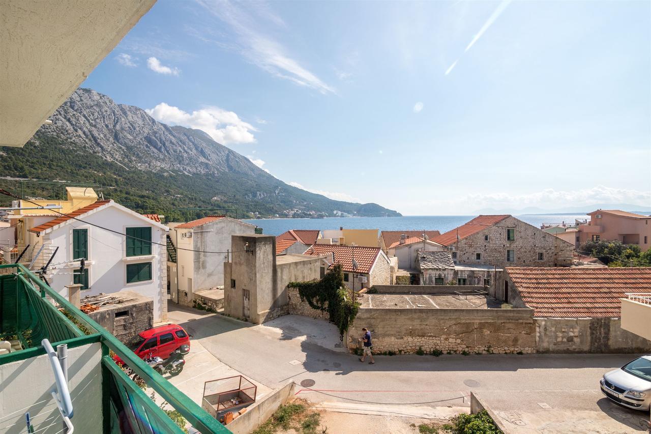 Apartments Tolj Igrane Exterior photo